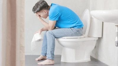 सकाळी शौचाला साफ होत नाही, दिवस खराब जातो? ‘हे’ घरगुती उपाय दूर करतील बद्धकोष्ठता