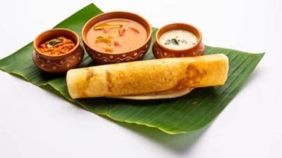 नाश्त्यासाठी बनवा इन्स्टंट रवा डोसा, मुलेही आवडीने खातील