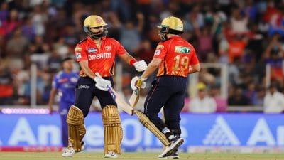 IPL 2025 : पंजबाने मुंबईचा पराभव करत अंतिम सामन्यात धडक, श्रेयस अय्यर व नेहल वढेरा ठरले विजयाचे शिल्पकार