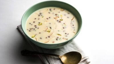 घरातच बनवा मार्केटसारखी बासुंदी, कमी साहित्यात बनते चविष्ट