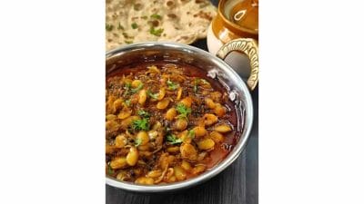 Shravan Special Recipe : श्रावण स्पेशल, कोकणातील पारंपारिक पद्धतीचं वालाचं बिरडं, पाहा सोपी रेसिपी…