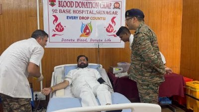 ‘सिंदूर महारक्तदान यात्रेत’ एकनाथ शिंदेंनी केले रक्तदान, भारतीय सैन्य दलासाठी शिबिराचे आयोजन