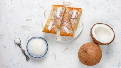 नारळी पौर्णिमेनिमित्त बनवा तोंडाला पाणी आणणारे नारळ पाक, पाहा सोपी सुटसुटीत रेसिपी