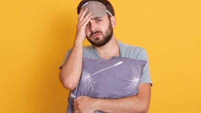 रात्री व्यवस्थित झोप न झाल्याने दिवसभर आळस येतो? ‘हे’ घरगुती उपाय दूर करतील निद्रानाशाची समस्या