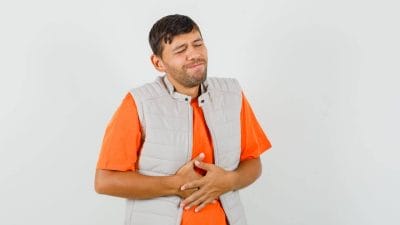 पोटात सतत गॅस होऊन पोट फुगते? ‘या’ आयुर्वेदिक उपायाने मिळेल आराम