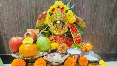 Margashish Month : मार्गशीर्ष महिन्याच्या शेवटच्या गुरुवारी महालक्ष्मी व्रताचे उद्यापन कसे करावे? जाणून घ्या..