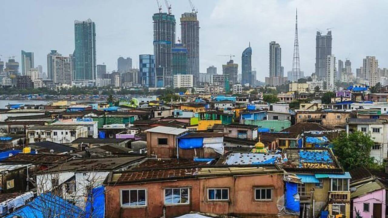 झोपडपट्टीमुक्त मुंबईसाठी सरकारचं मोठं पाऊल; 50 एकर जागेवर क्लस्टर डेव्हलपमेंट होणार !