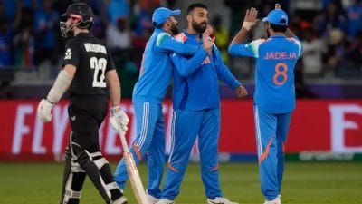 भारत-न्यूझीलंड वनडे मालिकांमध्ये शतकवीरांचा जलवा, पाहा कोणत्या फलंदाजाने केली सर्वाधिक शतके