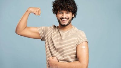 बदलत्या हवामानात सतत आजारी पडता? रोगप्रतिकारक शक्ती वाढवण्यासाठी खा ‘या’ आयुर्वेदिक वनस्पती