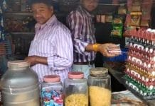 gutka-tobacco-being-sold-on-Sanchi-Parlor--Action-on-commissioner's-instructions-