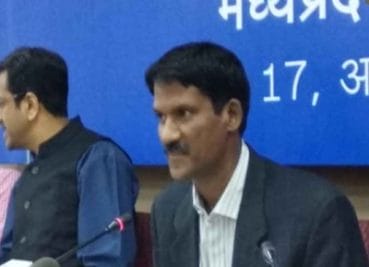 पहले राउंड का सर्टिफिकेट देने के बाद शुरू होगी अगले राउंड की मतगणना