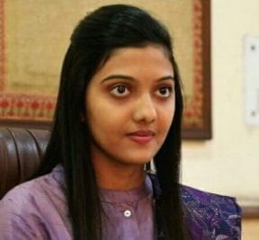 UPSC: भोपाल की सृष्टि जयंत देशमुख ने पहली कोशिश में हासिल की 5वीं रैंक