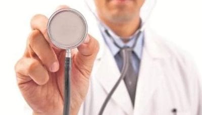 पीएस ने पकड़ा झोलाछाप डॉक्टर, बोला 12 साल से चला रहा हूँ क्लीनिक