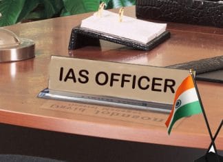 -IAS-officers-in-madhya-pradesh--removed-Hoshangabad-collector-
