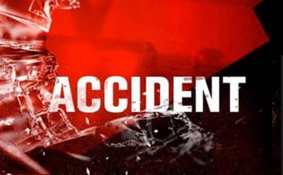 सड़क हादसे में एक व्यक्ति की मौत, गड्ढों के कारण बढ़ रही हैं दुर्घटनाएं