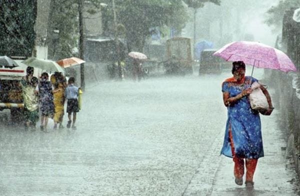 MP Weather Alert: मप्र में जारी रहेगा झमाझम का दौर, 1 दर्जन जिलों में भारी बारिश का अलर्ट - MP Breaking News