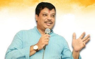 सिंघार का तंज- देखते हैं ”महाराज” अपनी कितनी रियासत बचा पाते है