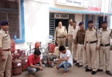 Three-accused-arrested-for-unauthorized-auto-filling-gas