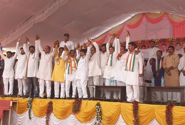 big-setback-to-BJP-before-election-amla-former-MLA-joined-congress-in-betul-