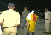 woman-police-officer-on-night-patrol--indore-madhya-pradesh