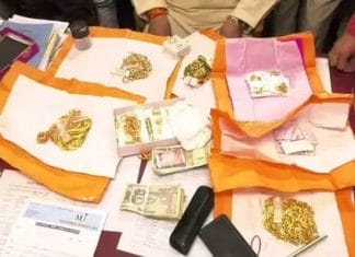 ujjain-grp-detain-two-salesman-with-3-kg-gold