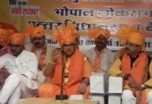 Sadhvi-Pragya-has-given-controversial-statement-on-Hemant-karkare
