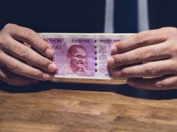 Balaghat News: लोकायुक्त के जाल में फंसा पटवारी, 10 हजार की रिश्वत लेते रंगेहाथों गिरफ्तार