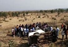 Painful-road-accident-9-people-killed-in-car-and-trale-collision-in-sagar