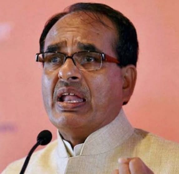farmers-get-water-for-irrigation-once-in-six-month-in-cm-shivraj-constituency