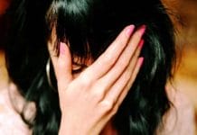 indore-sub-inspector-barged-into-house-and-tried-to-molest-girl-suspended
