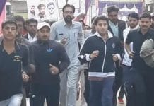 scindia-participate-in-mini-marathon-in-ashoknagar-