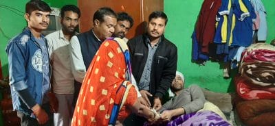 हेल्पिंग हैंड्स मित्र मंडली को इसीलिए कहते हैं गरीबों का मसीहा