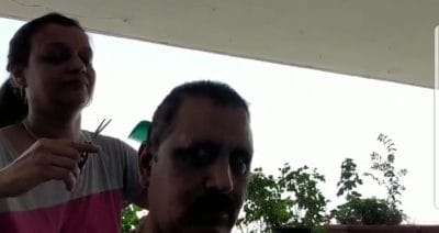 35 दिन बाद घर पहुंचे टीआई तो पत्नी ने क्यों थामी कैंची, देखिये वीडियो