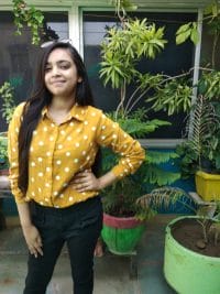 भविष्य की डॉक्टर और संभावनाशील युवा ने कोरोना को हराने के लिये की अपील, देखिये वीडियो