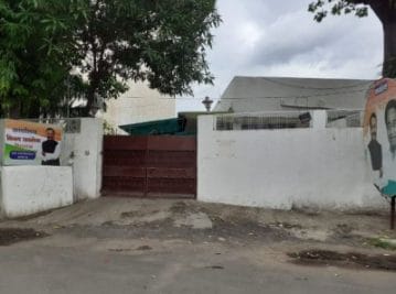 प्रदेश में चल रही बंगला पॉलिटिक्स के बीच कांग्रेस विधायक ने छोड़ा बंगला, निगम को सौंपी चाबी