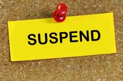 Suspended: लापरवाही पड़ी भारी- अधिकारी निलंबित, शिक्षक को शोकॉज नोटिस