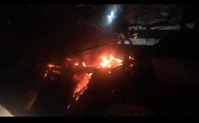 अचनाक लगी आग से लाखों का कीमती सामान जलकर राख