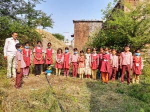 damohs-civil-society-collected-funds-of-35-thousand-rupees-to-solve-childrens-drinking-water-problem