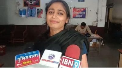 Indore – महिला ने मचाया हंगामा, पहले से शादीशुदा पति की दुकान में की तोड़फोड़