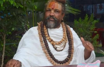 कम्प्यूटर बाबा ने दो साल से नहीं दिया कार का किराया, पीड़ित पहुंचा डीआईजी के पास