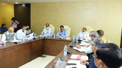 अधिकारियों पर बरसे मंत्री तुलसी सिलावट, बोले- दर्ज होगी FIR