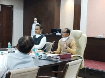 सीएम शिवराज सिंह चौहान के निर्देश- मेल नर्स की भर्ती करें, प्रक्रिया आसान हो