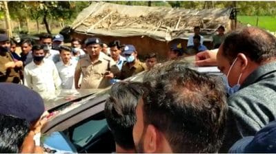 VIDEO: ज्योतिरादित्य सिंधिया के कार्यक्रम में जमकर हंगामा, वापस लौटे, SP ने संभाला मोर्चा