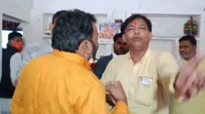 Morena News: वीडी शर्मा के सामने BJP जिलाध्यक्ष और सिंधिया समर्थक की तूतू-मैंमैं, वीडियो वायरल