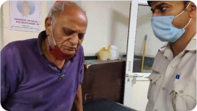 पिता को कोरोना हुआ तो बेटे ने घर से निकाला, सड़कों पर भटकता रहा बुजुर्ग