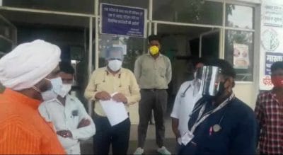 सीहोर जिला चिकित्सालय पहुंचे नेता जसपाल अरोरा, व्यवस्थाओं का लिया जायजा