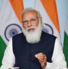 प्रधानमंत्री मोदी पर निशाना साधने का दिग्विजय का अलग अंदाज, वीडियो पोस्ट कर लिखा- जरूर सुनें