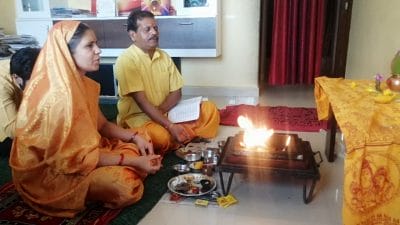 बुद्ध पूर्णिमा पर गायत्री परिवार ने घर घर कराया यज्ञ का आयोजन, कोरोना से मुक्ति के लिए हुआ हवन