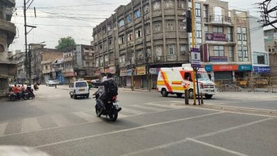 यहाँ कोरोना संक्रमण की रफ्तार में आई कमी और वैक्सीनेशन में आई तेजी