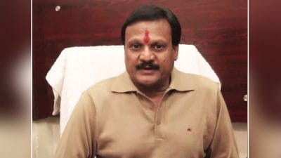 पटवारियों के लिए कांग्रेस की बड़ी घोषणा, सरकार बनी तो इतना होगा ग्रेड पे, सज्जन वर्मा ने वीडियो किया जारी